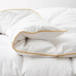 Puredown Premium White Goose Down Comforter Duvet Insert, Luxury And Comfort In One 12 Puredown Premium White Goose Down Comforter Duvet Insert, Luxury And Comfort In One -Baxton Studio Store GUEST 08b27621 3fa8 47b6 82cf d583a9ac2972