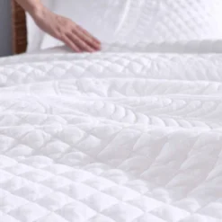 2pc Pineapple Resort Cotton Sham White - Tommy Bahama -Baxton Studio Store GUEST 193046fe 31c8 4ae2 8fd4 d4af38866ffe