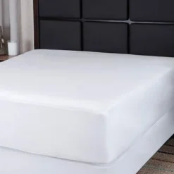Guardmax Waterproof Fitted Mattress Protector - White