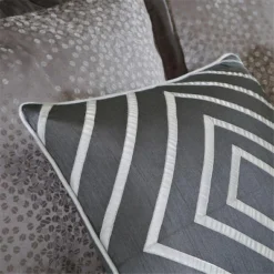 Garner Modern Diamond Print Multiple Piece Comforter Set - 7 Piece 12 Garner Modern Diamond Print Multiple Piece Comforter Set - 7 Piece -Baxton Studio Store GUEST 4df9303e 7560 482b a9c4 704569820a3f