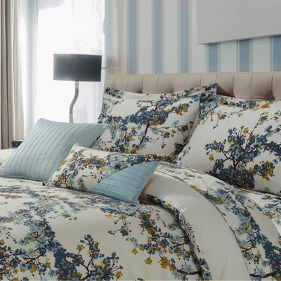 Casablanca 300tc Cotton Sateen Floral Printed Oversize Duvet Cover Set 5pc - Tribeca Living® 3 Casablanca 300tc Cotton Sateen Floral Printed Oversize Duvet Cover Set 5pc - Tribeca Living®