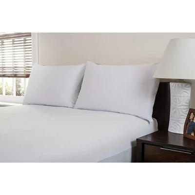 Guardmax Waterproof And Stain Resistant Pillow Protector With Zipper – (8 Pack) 6 Guardmax Waterproof And Stain Resistant Pillow Protector With Zipper – (8 Pack) - Image 4