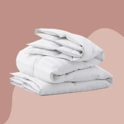 Peace Nest All-season 500 Thread Count Cotton White Goose Feather & Down Comforter Duvet Insert -Baxton Studio Store GUEST 7f39f143 0803 4d48 bba7 bf5817647538