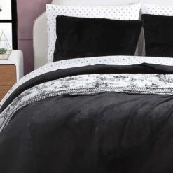 Solid Faux Fur 100% Polyester Duvet Set Black - Betseyville
