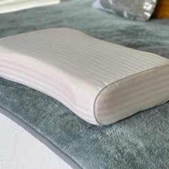 Dr. Pillow Spinal Right Ribbed Pillow, White -Baxton Studio Store GUEST e9841934 6b05 4139 a14e 914002740d3e