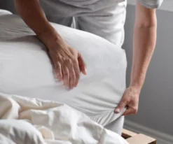 Shopbedding - Fitted Plastic Mattress Protector, Waterproof Vinyl Mattress Cover, Heavy Duty Breathable Bed Wetting And Spill Proof