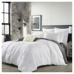White Courtney Comforter Set - City Scene® -Baxton Studio Store GUEST f45468f0 455d 41eb b905 8b00043f0c35