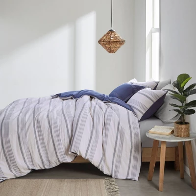 4pc Full/Queen Ansley Striped Organic Cotton Yarn Dyed Comforter Cover Set Indigo - Clean Spaces 4 4pc Full/Queen Ansley Striped Organic Cotton Yarn Dyed Comforter Cover Set Indigo - Clean Spaces - Image 2