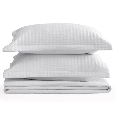 Great Bay Home Detailed Channel Stitch All-Season Reversible Quilt Set With Shams 4 Great Bay Home Detailed Channel Stitch All-Season Reversible Quilt Set With Shams - Image 2